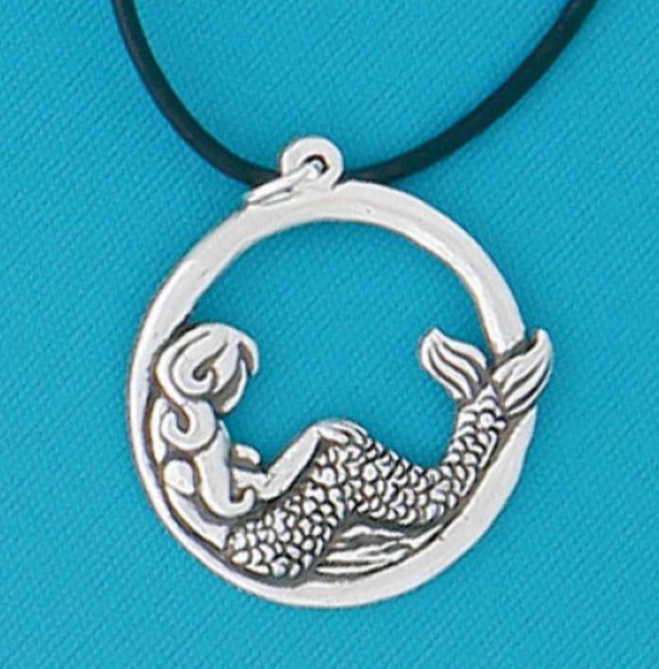 MERMAID HOOP NECKLACE