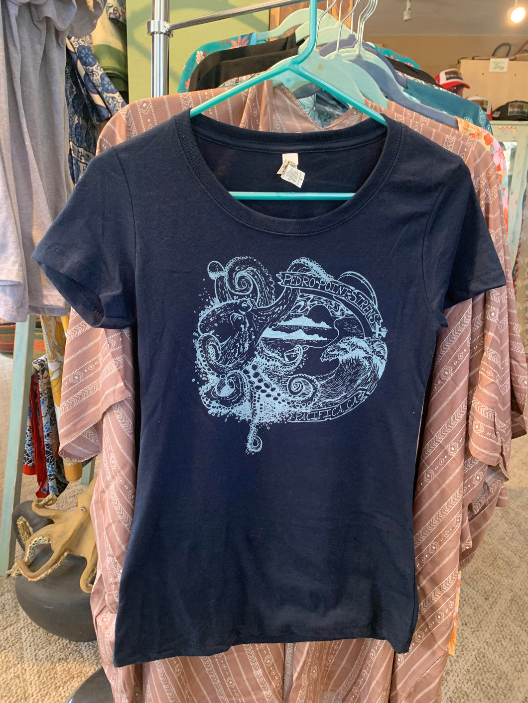 OCTOPUS WOMENS TEE